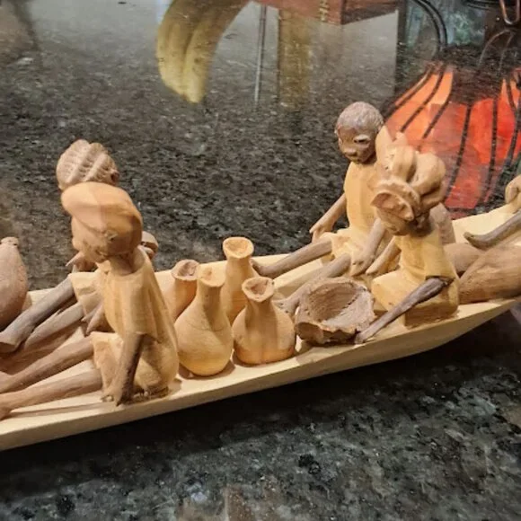 Folk Art Sculpture Carving Ghanaian Boat People (6) Vintage, 12 inches - Picture 4 of 13